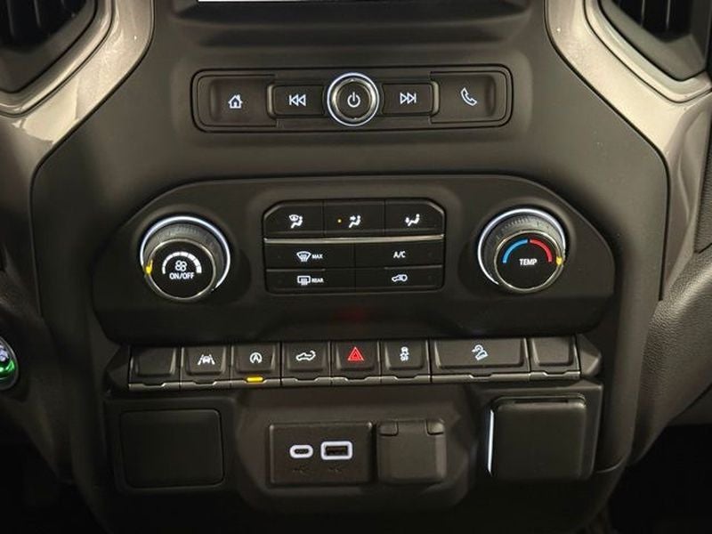 2022 Chevrolet Silverado 1500 Custom Trail Boss