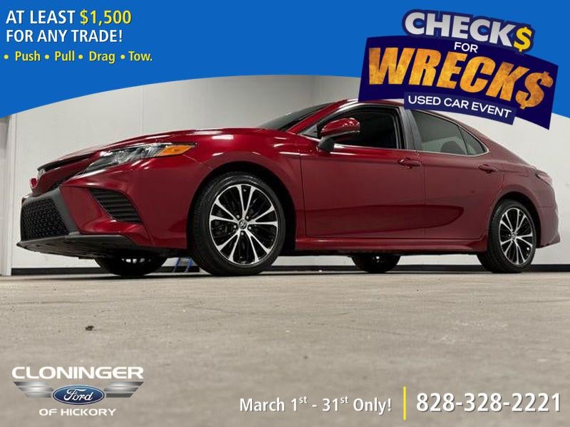 2018 Toyota Camry SE