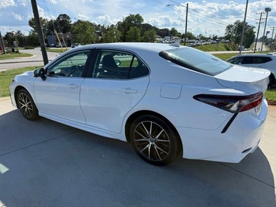 2023 Toyota Camry SE