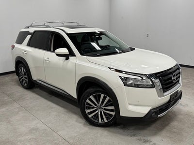 2022 Nissan Pathfinder Platinum