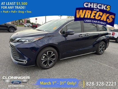 2025 Toyota Sienna Platinum