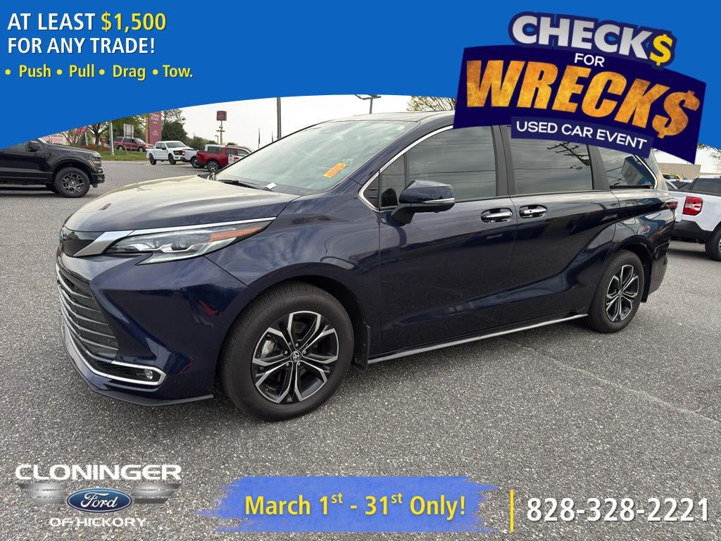 2025 Toyota Sienna Platinum