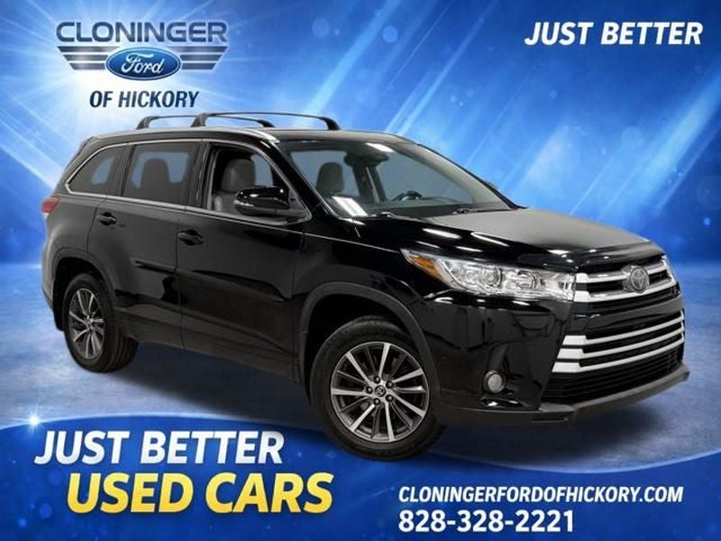2017 Toyota Highlander SE