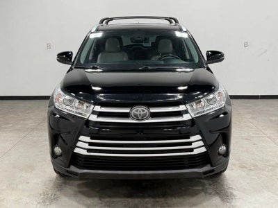 2017 Toyota Highlander SE