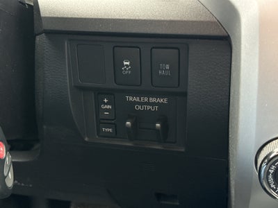 2017 Toyota Tundra SR5