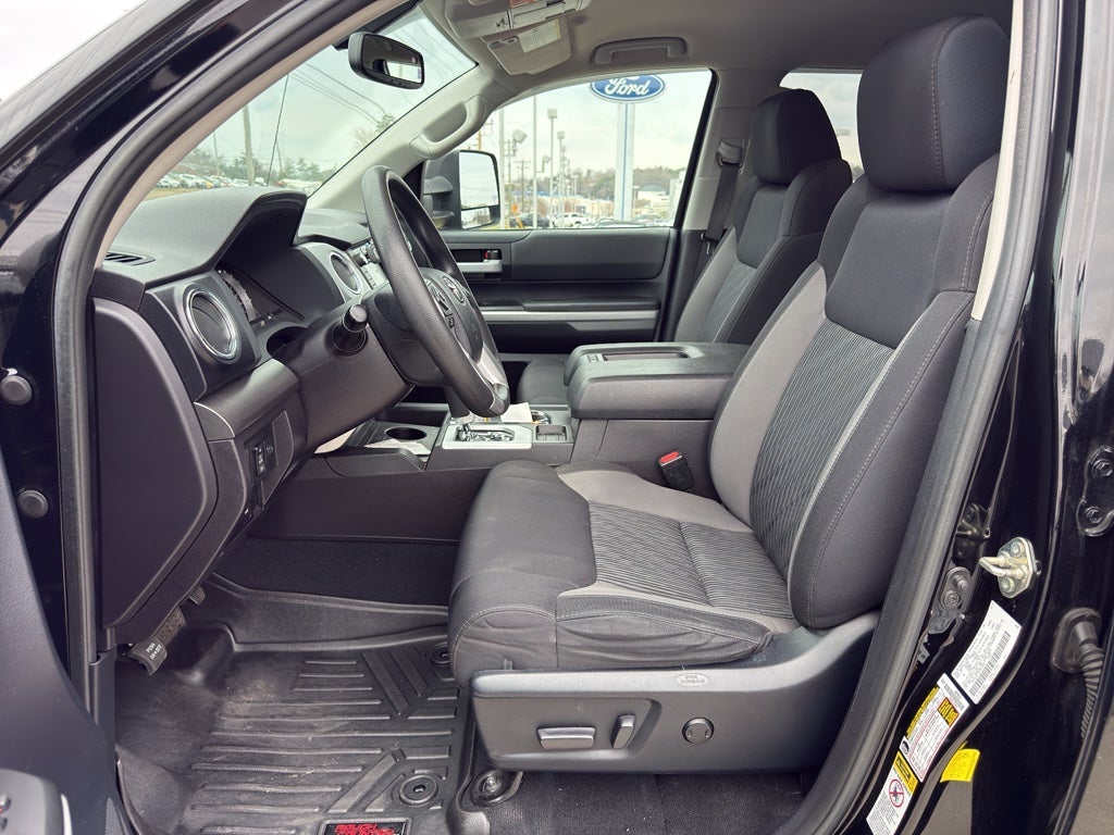 2016 Toyota Tundra SR5