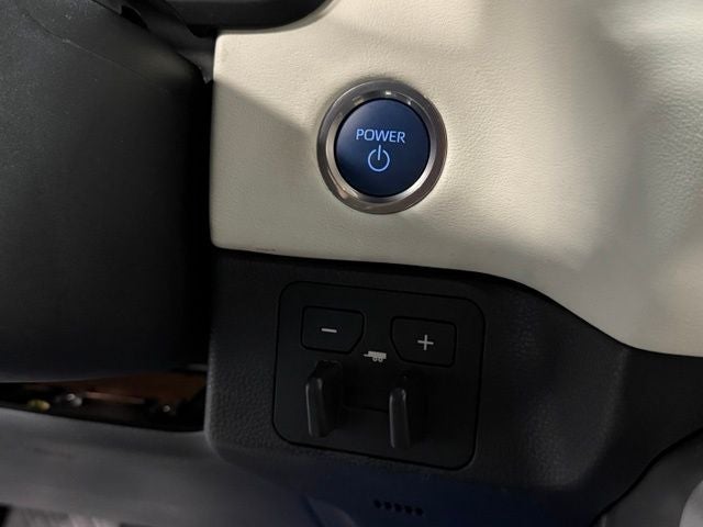 2023 Toyota Tundra Hybrid Capstone