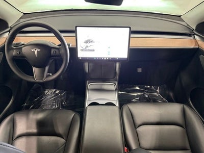 2025 Tesla Model Y Long Range