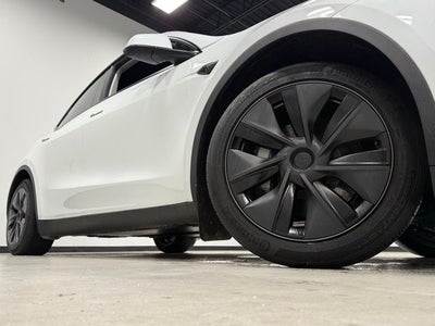 2025 Tesla Model Y Long Range