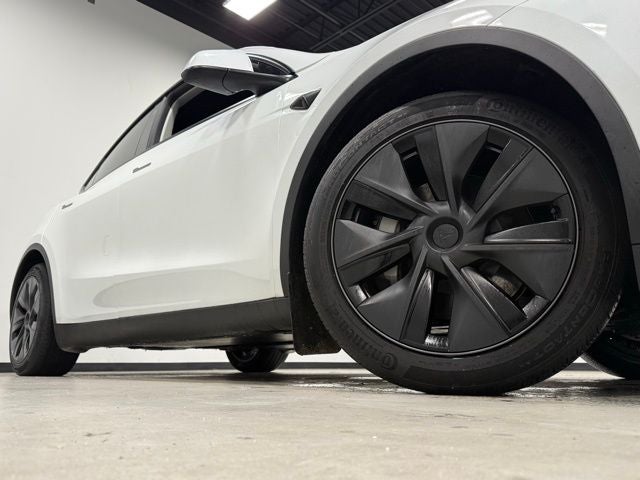 2025 Tesla Model Y Long Range