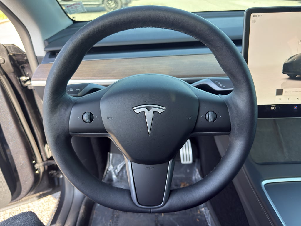 2024 Tesla Model Y Performance