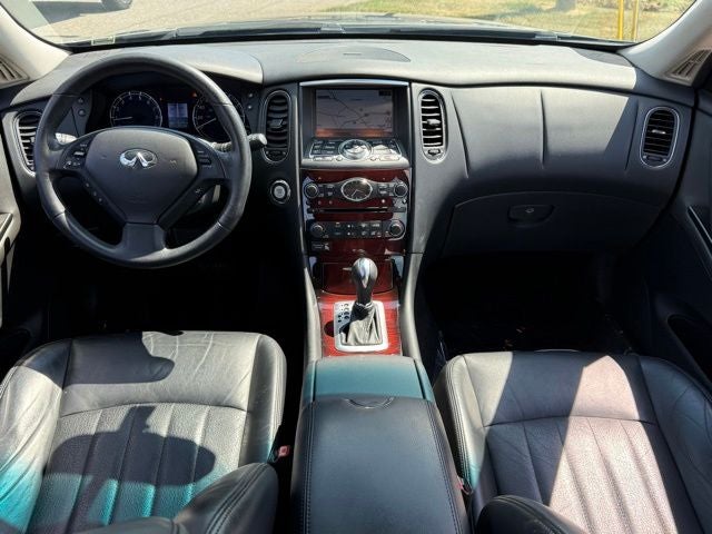 2016 INFINITI QX50 Base