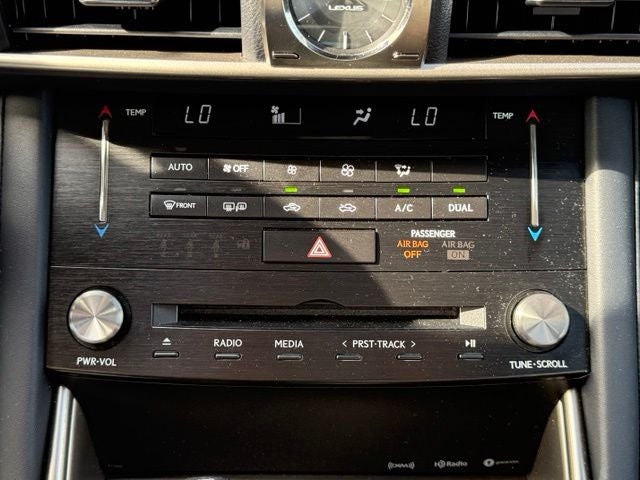 2017 Lexus IS 200t