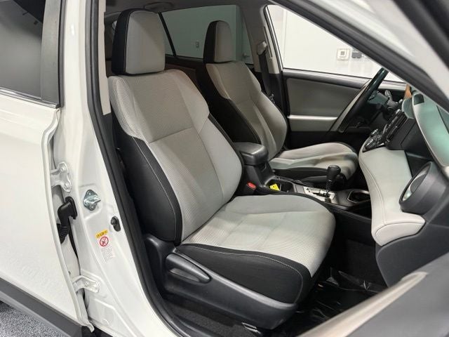 2018 Toyota RAV4 Hybrid XLE