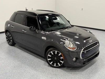 2016 MINI Cooper S Base