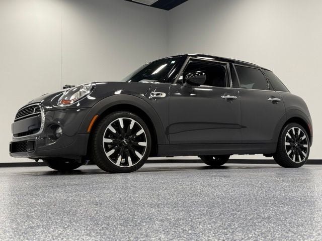 2016 MINI Cooper S Base