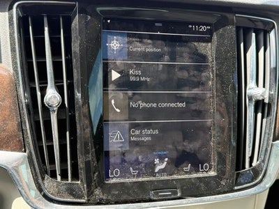 2017 Volvo S90 T6 Momentum