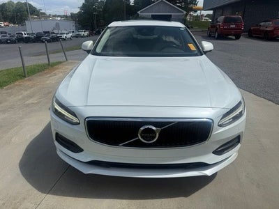 2017 Volvo S90 T6 Momentum