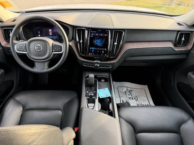 2022 Volvo XC60 Momentum
