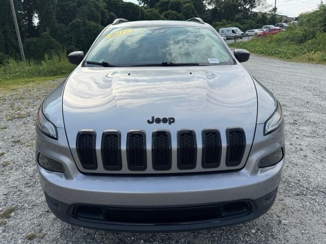 2017 Jeep Cherokee Sport