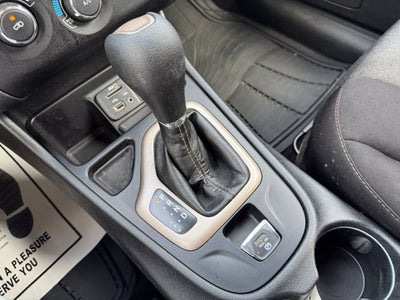 2017 Jeep Cherokee Sport
