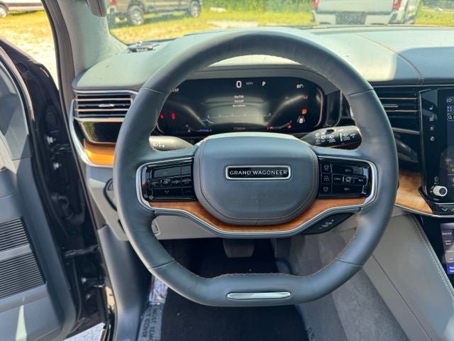 2022 Jeep Grand Wagoneer Series III