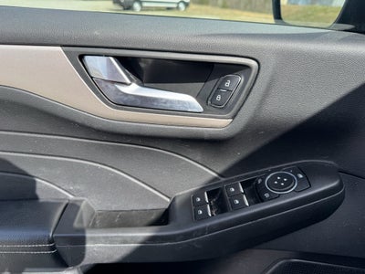 2022 Ford Escape Hybrid SEL Hybrid