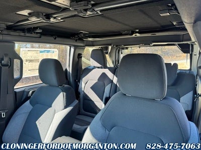 2025 Ford Bronco Base