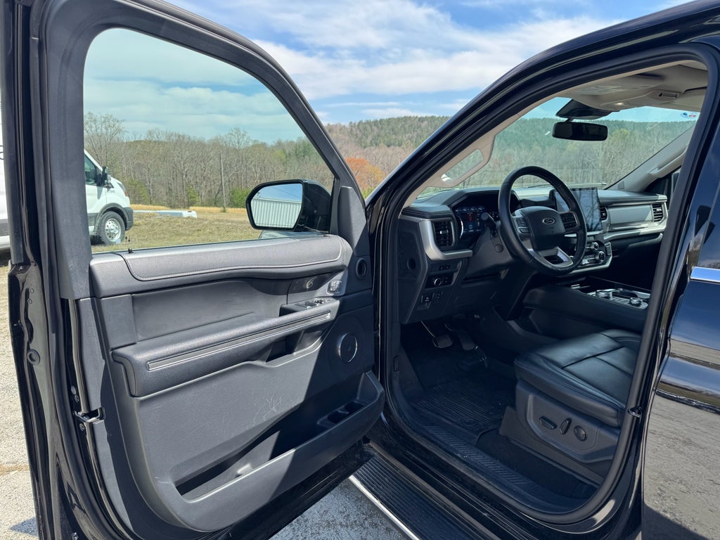 2023 Ford Expedition Max XLT