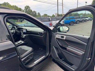 2023 Ford Explorer ST-Line