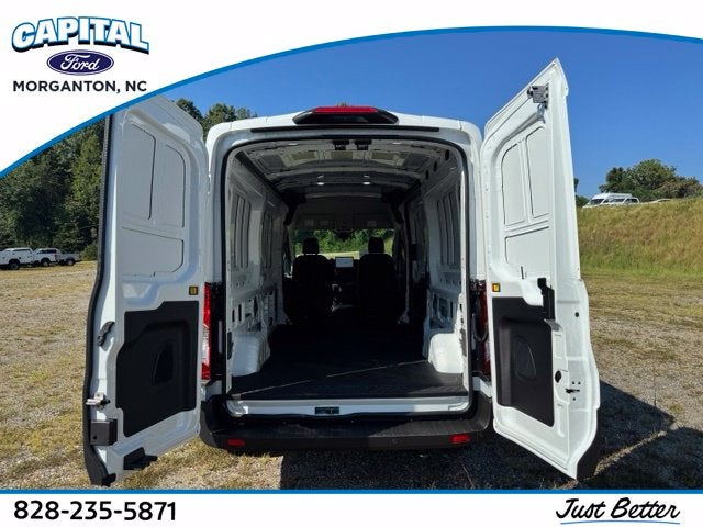 2027 Ford Transit-250 Base