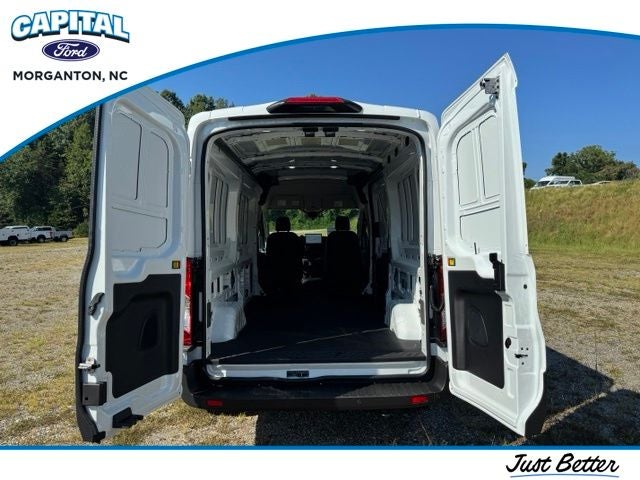 2027 Ford Transit-250 Base