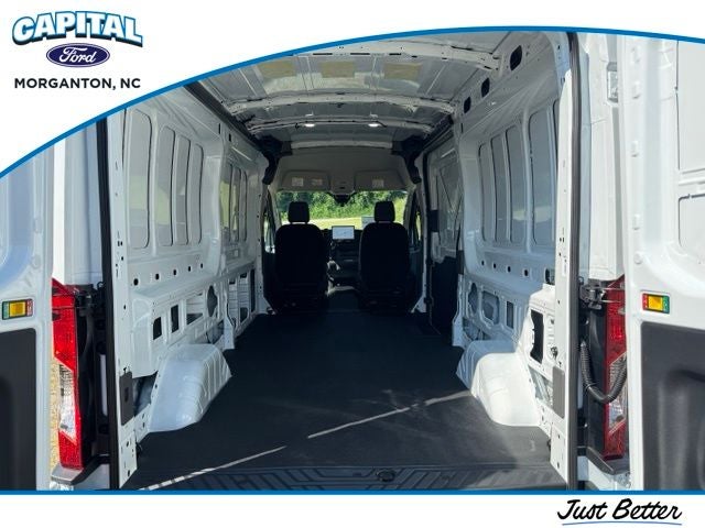 2027 Ford Transit-250 Base