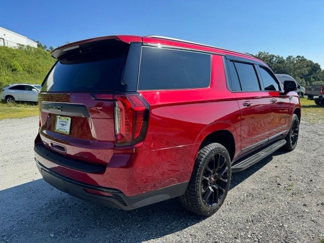 2022 GMC Yukon XL SLT