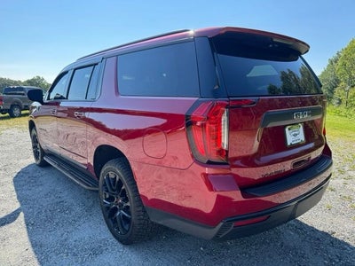 2022 GMC Yukon XL SLT