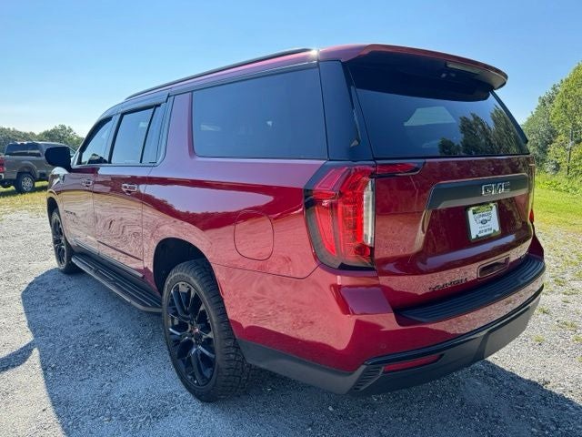 2022 GMC Yukon XL SLT