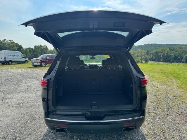 2022 Chevrolet Traverse High Country