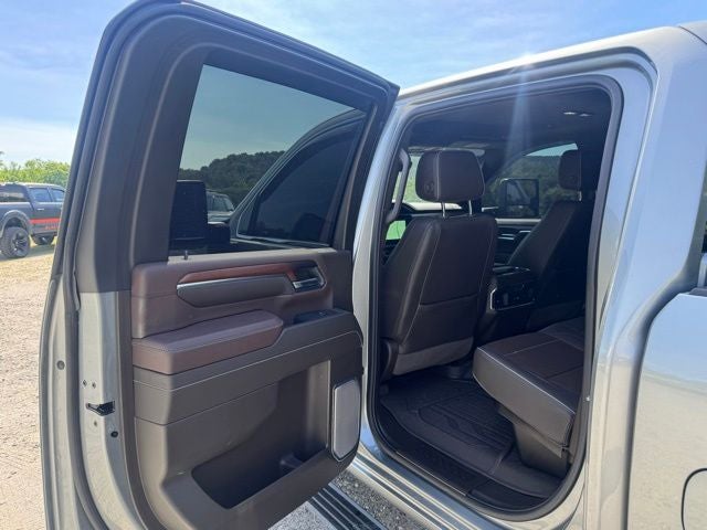 2024 GMC Sierra 3500HD Denali