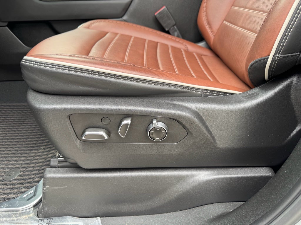 2025 GMC Sierra 3500HD Denali Ultimate