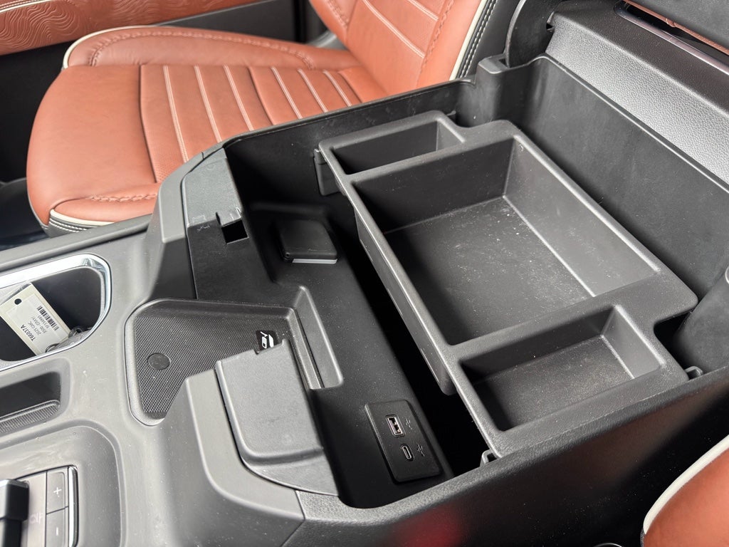 2025 GMC Sierra 3500HD Denali Ultimate