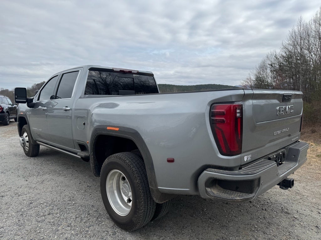 2025 GMC Sierra 3500HD Denali Ultimate