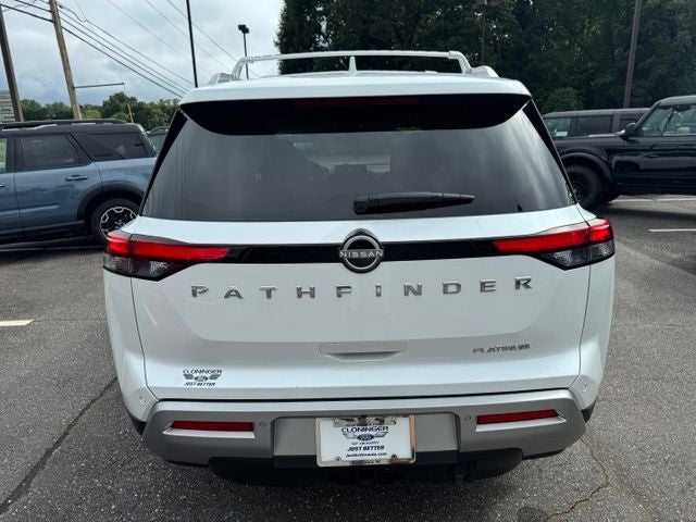 2025 Nissan Pathfinder Platinum