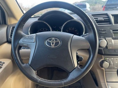 2010 Toyota Highlander Base