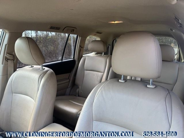 2010 Toyota Highlander Base