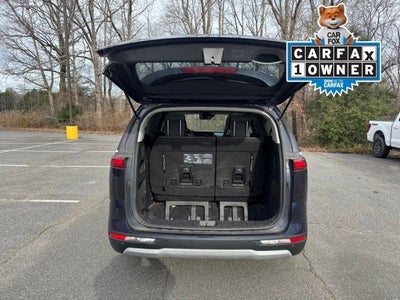 2023 Kia Carnival LX