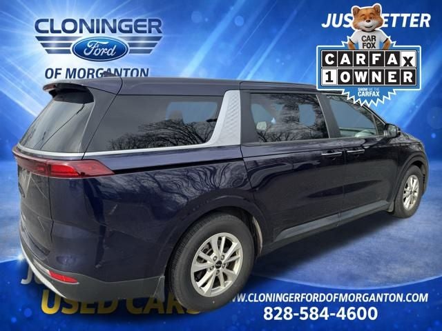 2023 Kia Carnival LX