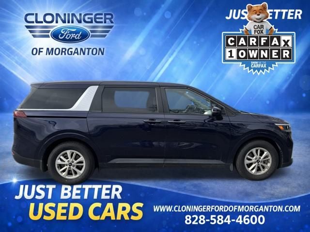 2023 Kia Carnival LX