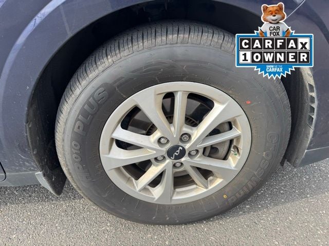 2023 Kia Carnival LX