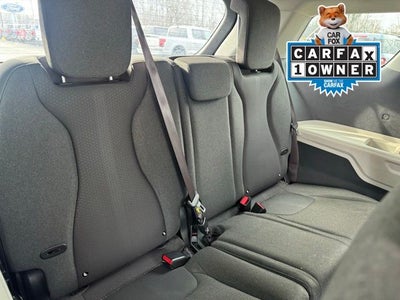 2023 Kia Carnival LX