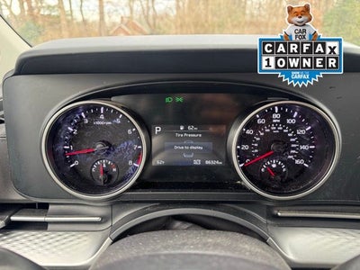 2023 Kia Carnival LX